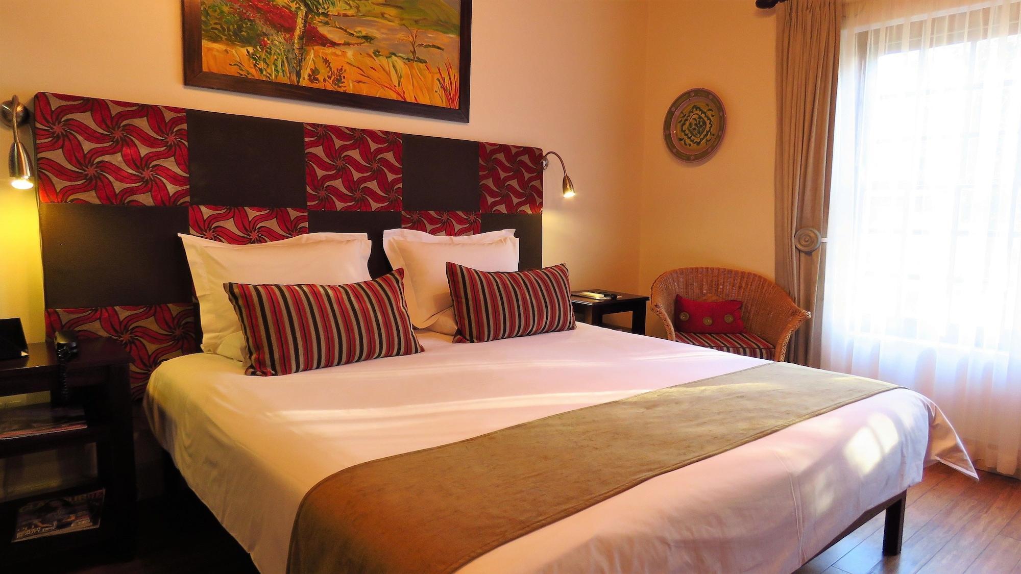 Oakhurst Hotel George Buitenkant foto