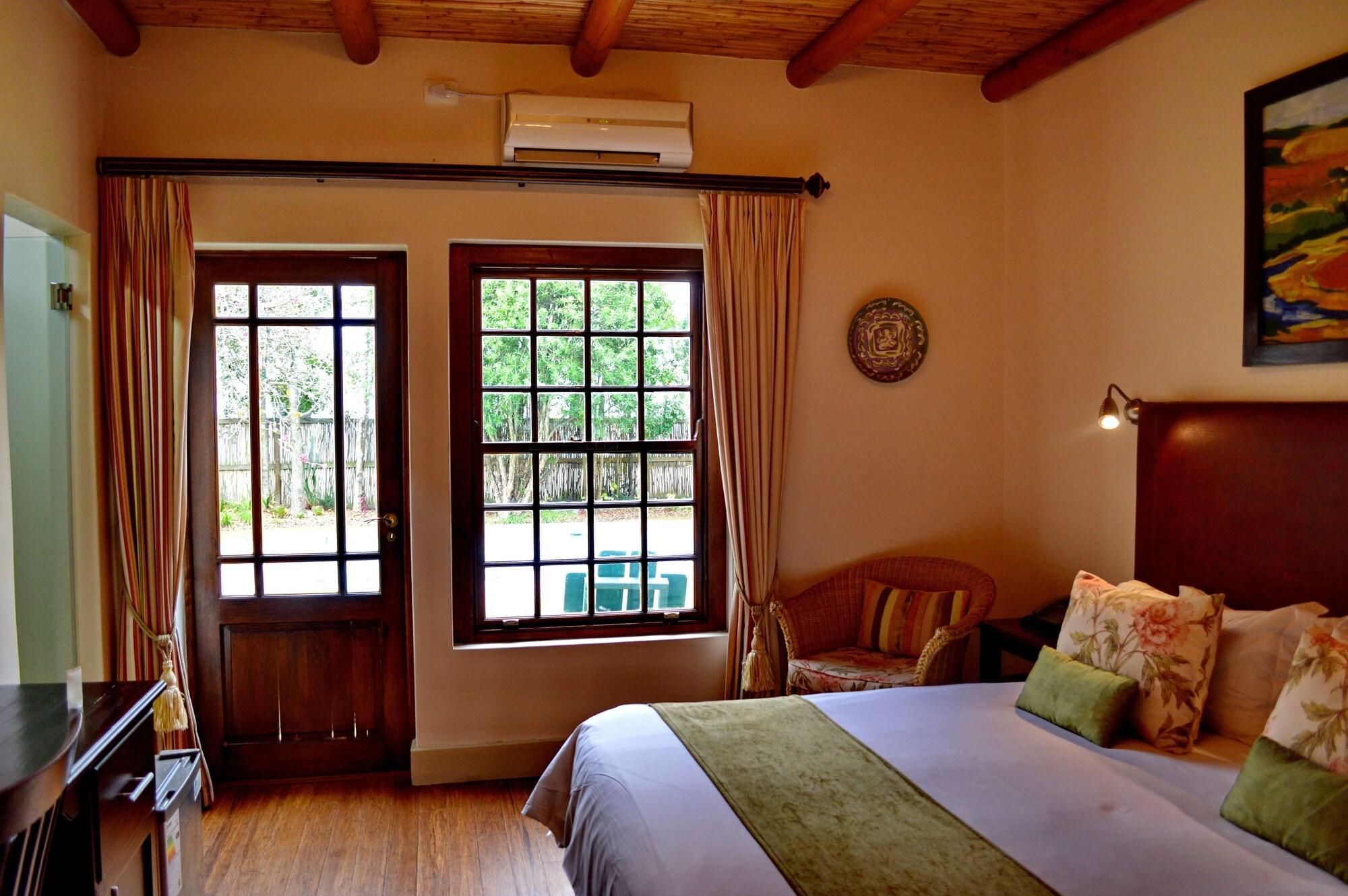 Oakhurst Hotel George Buitenkant foto