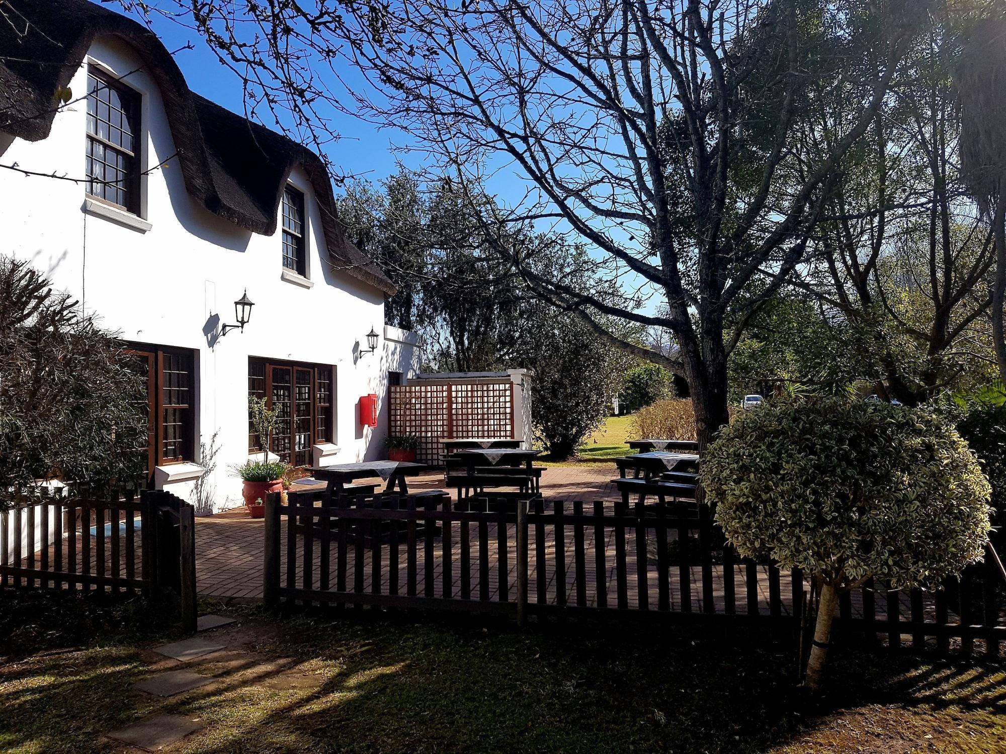 Oakhurst Hotel George Buitenkant foto