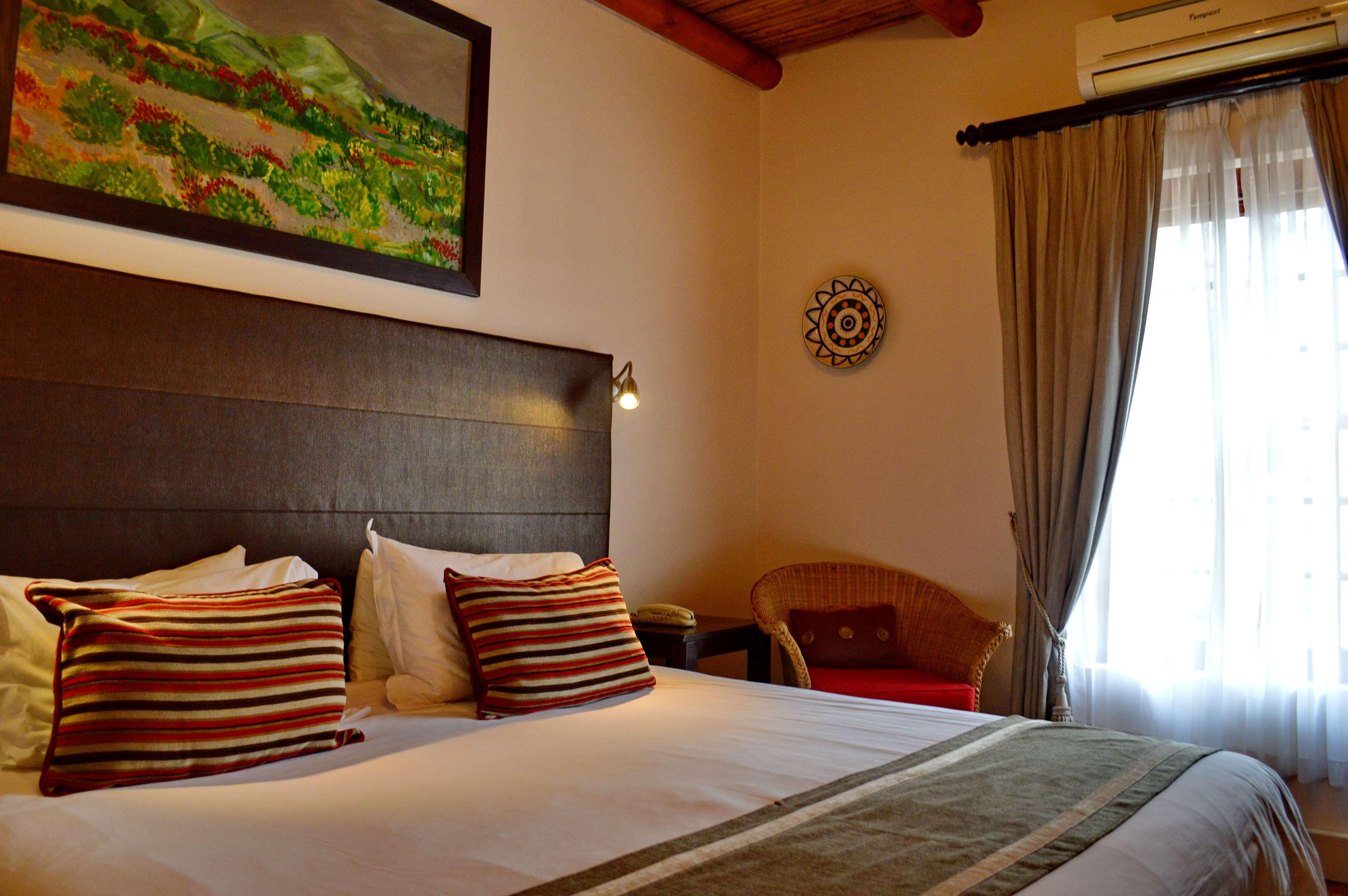 Oakhurst Hotel George Buitenkant foto