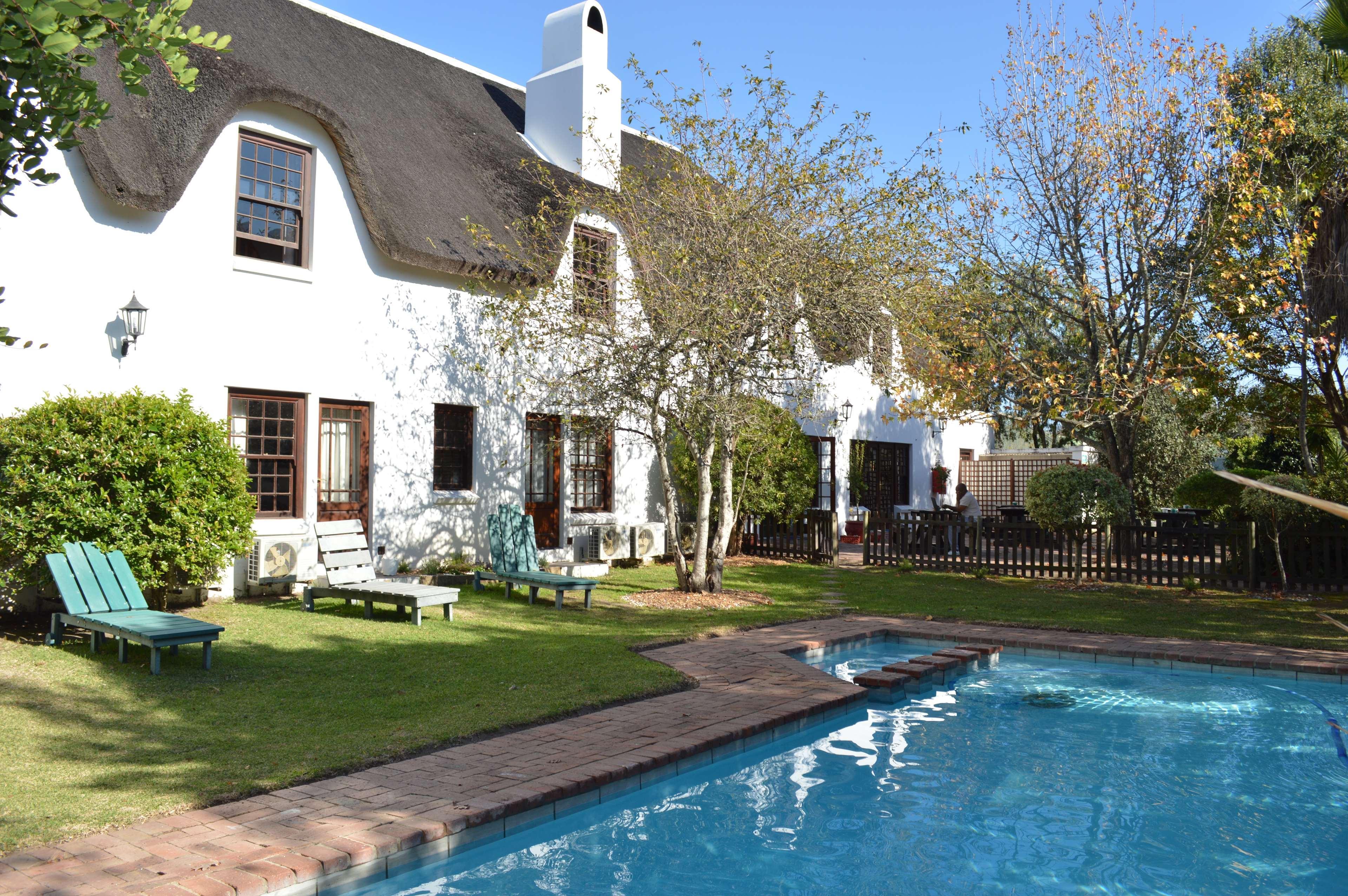 Oakhurst Hotel George Buitenkant foto