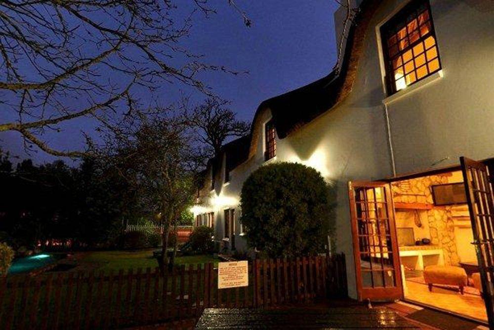 Oakhurst Hotel George Buitenkant foto